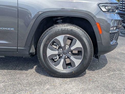 Used 2022 Jeep Grand Cherokee Limited 4xe AWD/4WD image 11