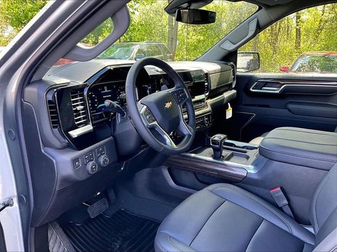 New 2026 Chevrolet Silverado 1500 LT w/ All Star Edition Plus AWD/4WD image 9
