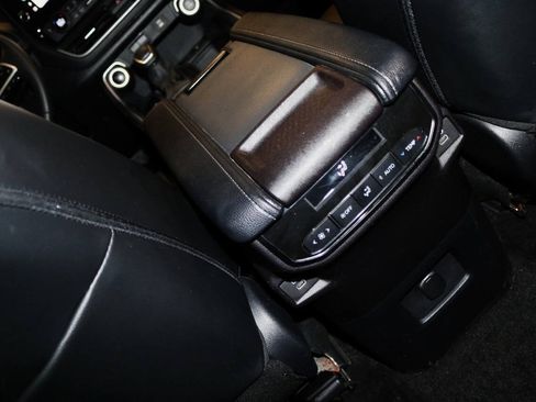 Used 2024 Toyota Grand Highlander AWD image 82