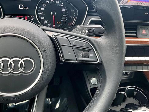 Used 2023 Audi A4 2.0T Premium image 12