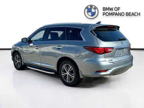 Used 2017 INFINITI QX60 Base w/ Premium Plus Package image 5