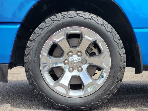 Used 2022 RAM 1500 Big Horn AWD/4WD image 11