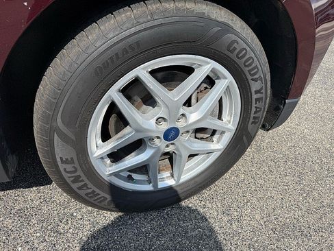 Used 2022 Ford Edge SEL AWD/4WD image 14