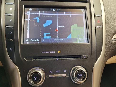 Used 2016 Lincoln MKC Select w/ Select Plus Package FWD image 25