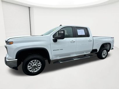 Used 2025 Chevrolet Silverado 2500 LT w/ Convenience Package