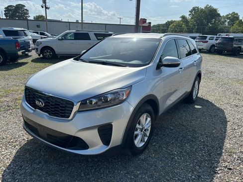 Used 2020 Kia Sorento LX w/ LX I4 Convenience Package FWD image 9