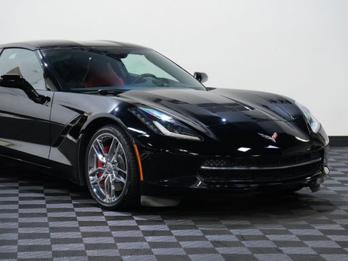 Used 2014 Chevrolet Corvette Stingray Coupe RWD image 9