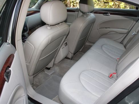 Used 2007 Buick Lucerne CXL FWD image 14