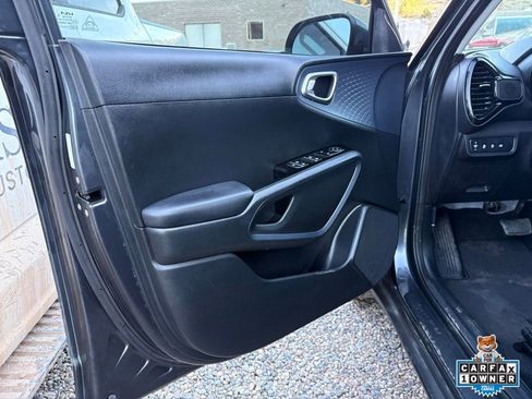 Certified 2023 Kia Soul EX image 14