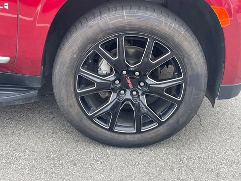 Used 2023 GMC Yukon Denali w/ LPO, Floor Liner Package AWD/4WD image 32