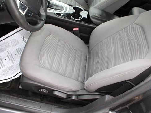 Used 2016 Ford Fusion S FWD image 16