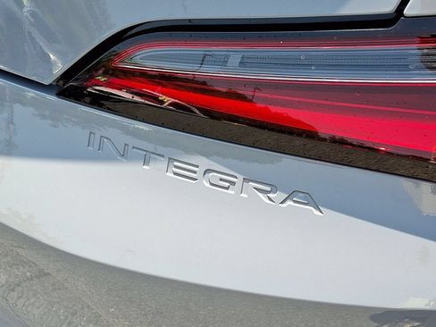 Certified 2026 Acura Integra FWD image 32
