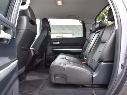 Used 2015 Toyota Tundra SR5 w/ TRD Off Road Package AWD/4WD image 29
