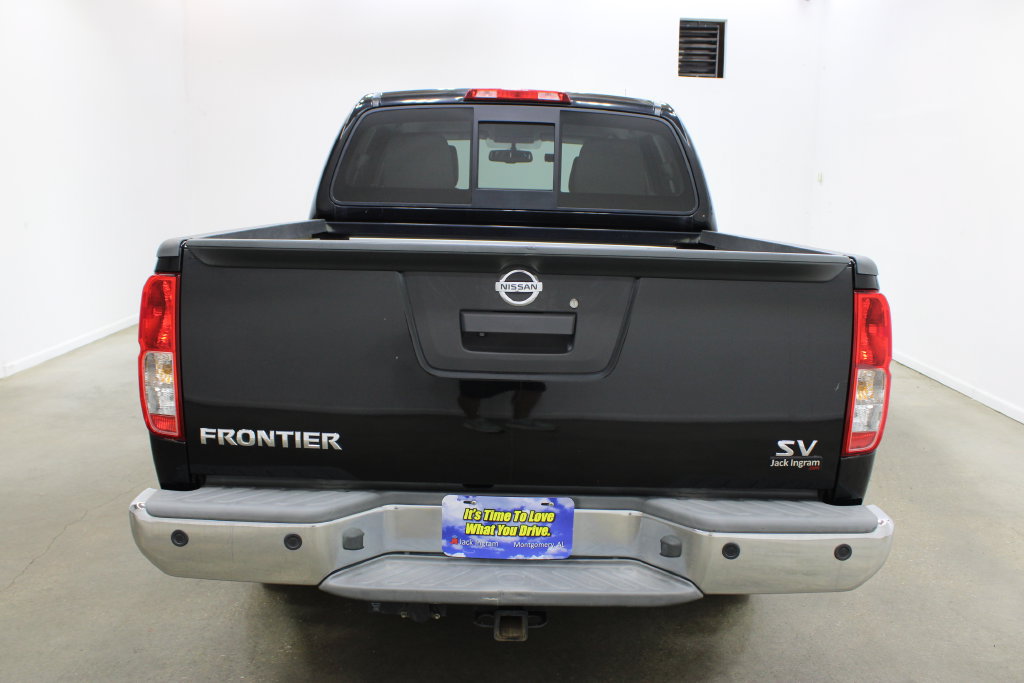Used 2016 Nissan Frontier SV w/ SV Value Truck Package RWD image 4