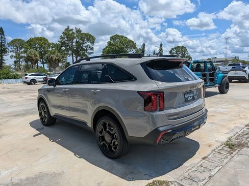 Certified 2026 Kia Sorento SX AWD/4WD image 6