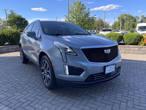 Used 2024 Cadillac XT5 Sportv w/ Technology Package AWD/4WD image 7