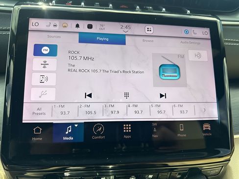 Used 2023 Jeep Grand Cherokee Limited w/ Luxury Tech Group II image 20