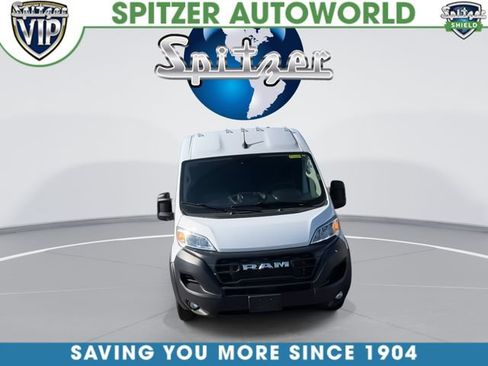 Used 2025 RAM ProMaster 2500 w/ Convenience Group FWD image 4