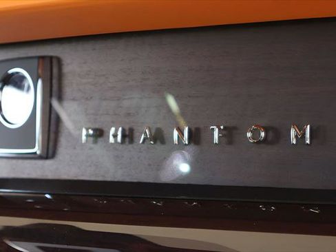 Certified 2023 Rolls-Royce Phantom Sedan RWD image 28