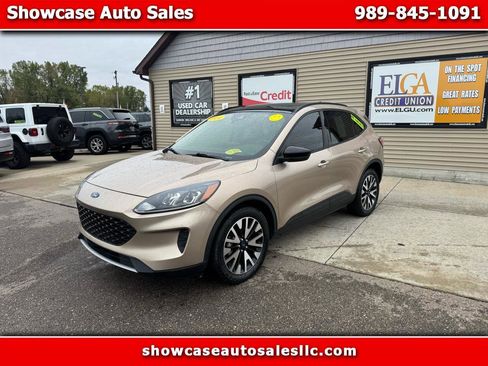 Used 2020 Ford Escape SE Sport image 1