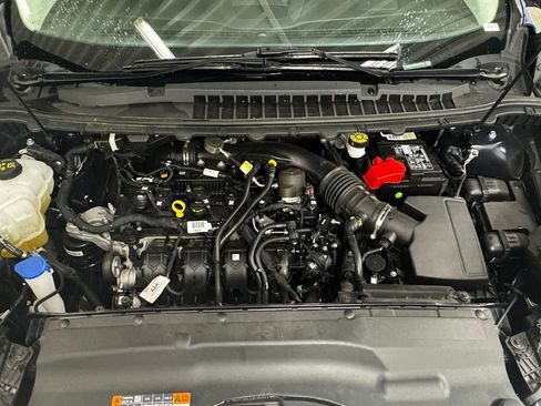 Used 2022 Ford Edge SE image 26