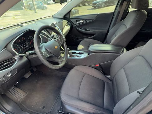 Used 2021 Chevrolet Malibu LT FWD image 15