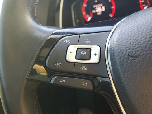 Used 2019 Volkswagen Jetta SEL w/ Cold Weather Package image 16