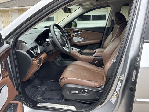 Used 2019 Acura RDX AWD w/ Advance Package image 16