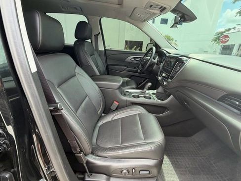 Used 2019 Chevrolet Traverse Premier w/ Redline Edition FWD image 6