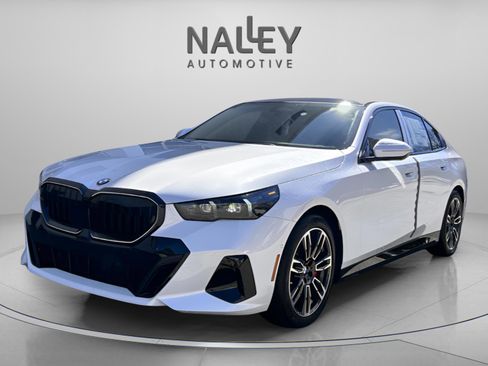 New 2026 BMW 540i xDrive w/ Executive Package image 3