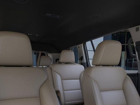 New 2026 Buick Enclave Preferred w/ Power Package AWD/4WD image 24