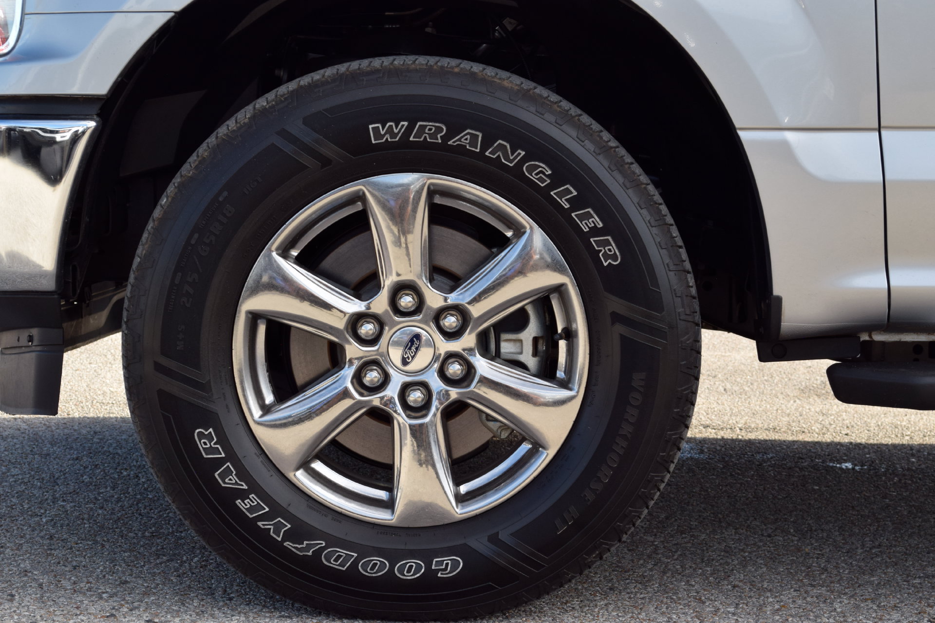 Used 2020 Ford F150 XLT w/ Equipment Group 302A Luxury AWD/4WD image 26