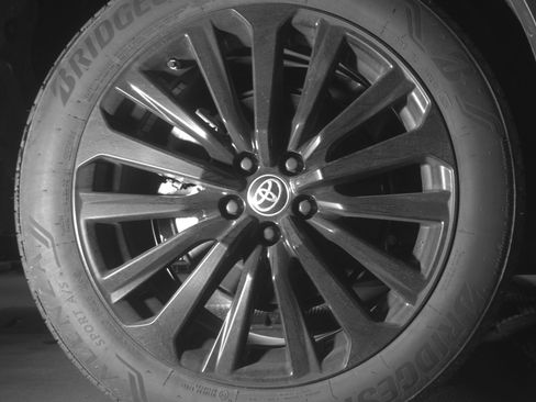 Used 2025 Toyota Highlander XSE image 15