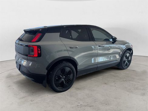 New 2026 Volvo EX30 Cross Country Ultra image 6