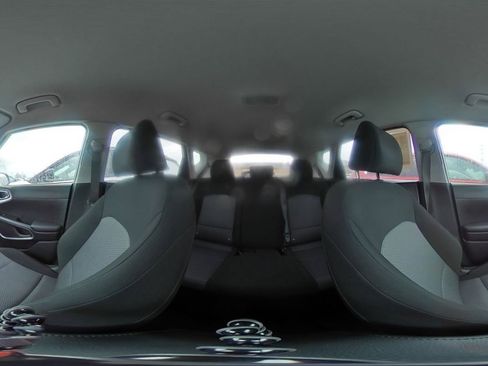 Used 2025 Kia Soul LX w/ LX Technology Package image 40