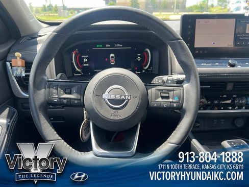 Used 2024 Nissan Rogue Platinum w/ Platinum Premium Package AWD/4WD image 13
