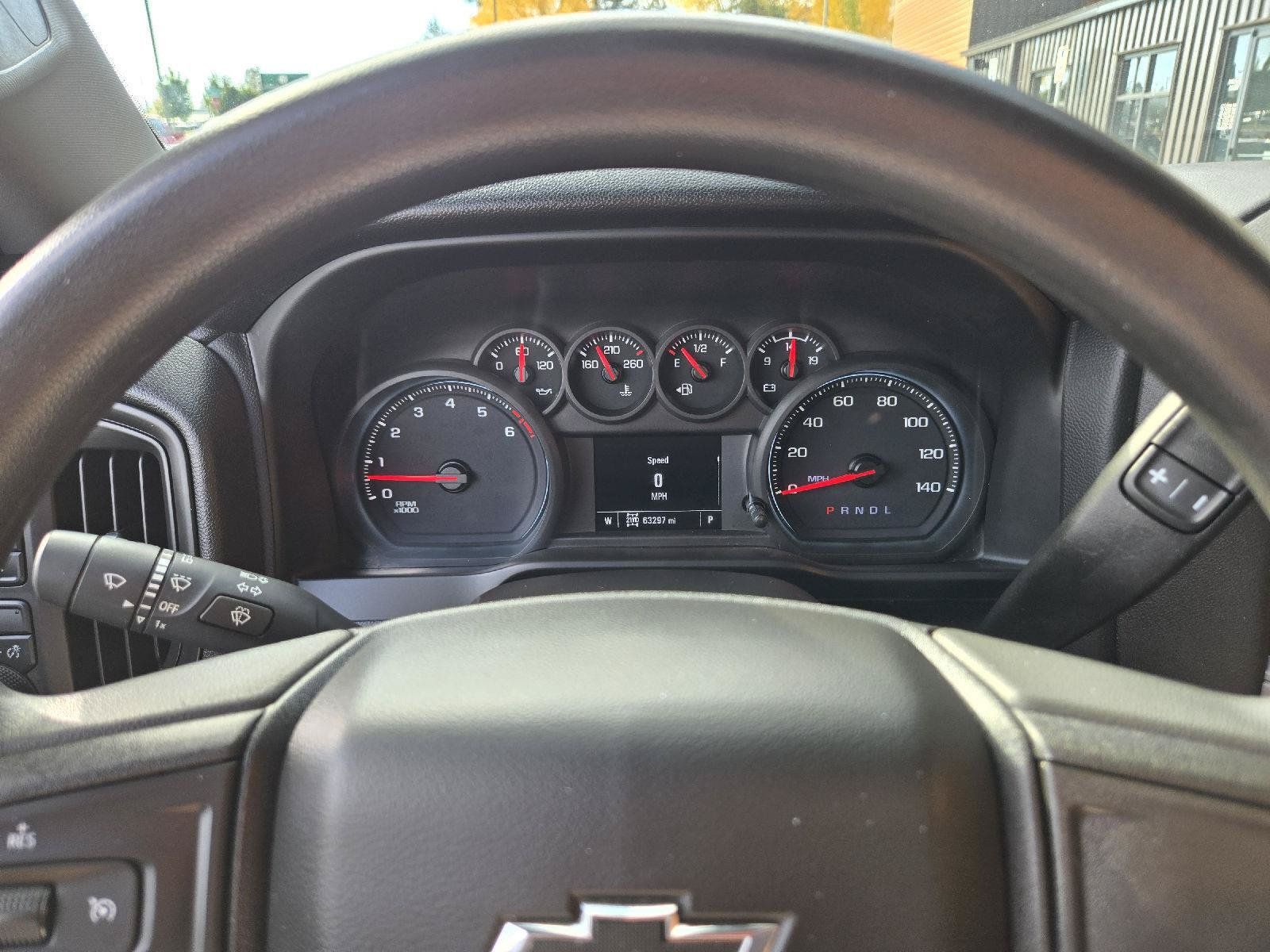 Used 2021 Chevrolet Silverado 1500 Custom Trail Boss w/ LPO, Dark Essentials Package AWD/4WD image 18