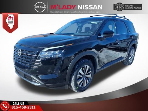 New 2026 Nissan Pathfinder SL image 3