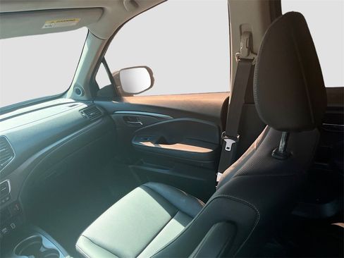 Used 2023 Honda Ridgeline RTL image 23