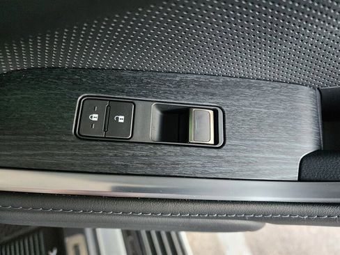 Used 2025 Lexus GX 550 w/ Accessory Package (2T) image 67