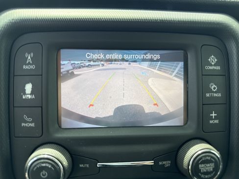 Used 2020 Jeep Wrangler Unlimited Sport S AWD/4WD image 18