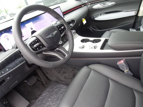 New 2026 Genesis GV70 2.5T Select image 9