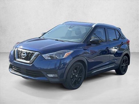 Used 2020 Nissan Kicks SR w/ SR Premium Package image 5