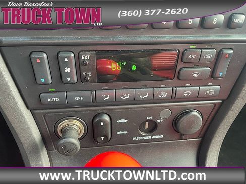 Used 2002 Ford Thunderbird RWD image 19