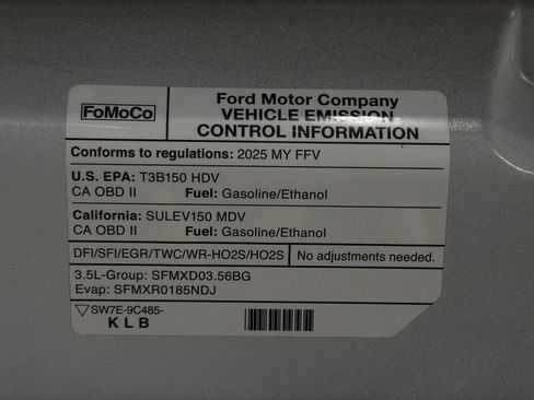 Used 2025 Ford Transit 250 148 Medium Roof Extended AWD image 31