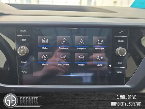 Used 2022 Volkswagen Taos SE w/ Panoramic Sunroof Package AWD/4WD image 20