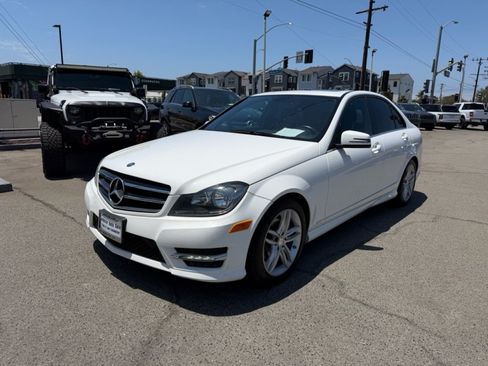 Used 2014 Mercedes-Benz C 250 Sedan image 1