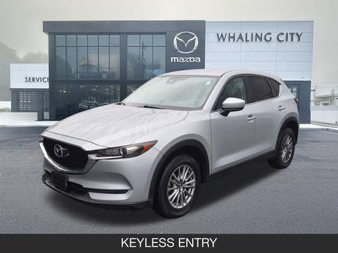 Used 2017 MAZDA CX-5 Touring AWD/4WD image 3