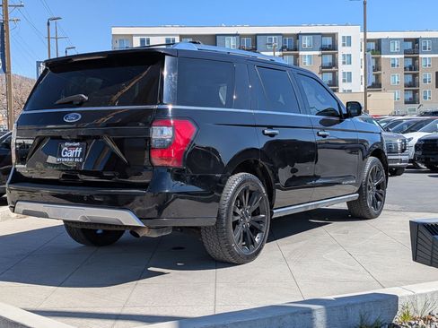 Used 2020 Ford Expedition Platinum image 3