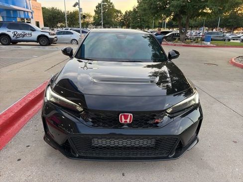 Used 2025 Honda Civic Type R image 5